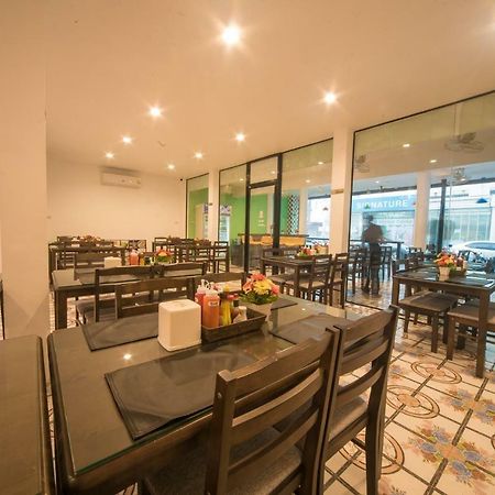 Panda Hostel Phuket (Adults Only) Patong 外观 照片