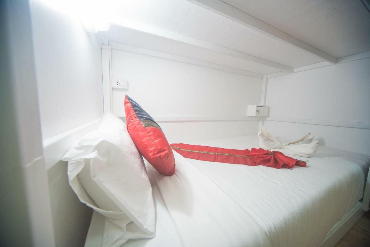 Panda Hostel Phuket (Adults Only) Patong 外观 照片